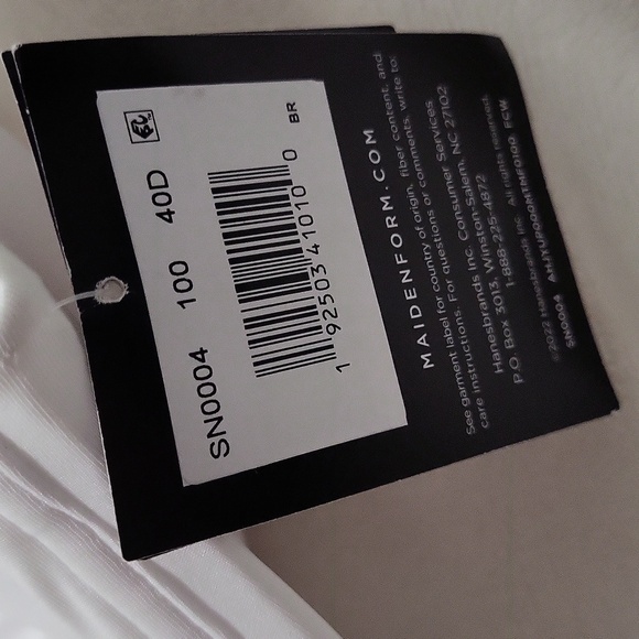 White Full Coverage Strapless Bra - Picture 8 of 8